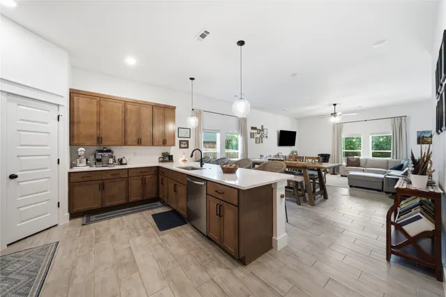 Photo 3 — 2045 E 129th Street S, Jenks, OK 74037