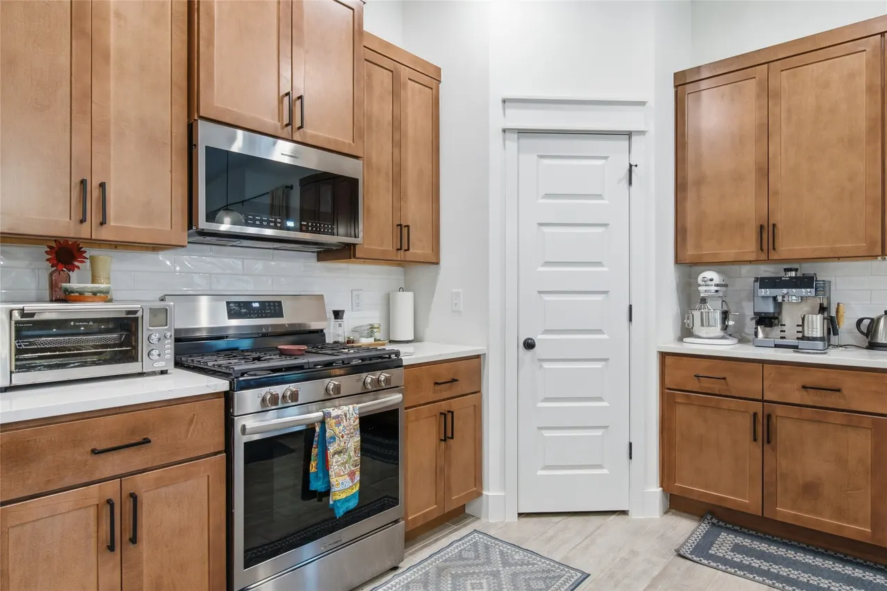 Photo 7 — 2045 E 129th Street S, Jenks, OK 74037