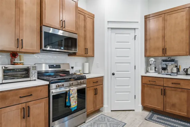 Photo 7 — 2045 E 129th Street S, Jenks, OK 74037
