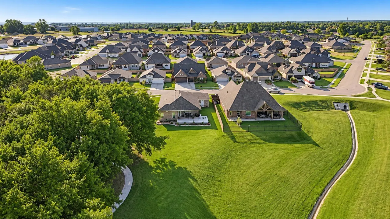 Photo 35 — 2045 E 129th Street S, Jenks, OK 74037