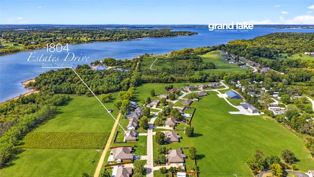 Photo 6 — 1804 Estates Drive, Grove, OK 74344