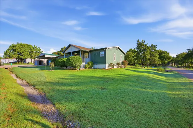 Photo 3 — 602 Labrea, Sulphur, OK 73086