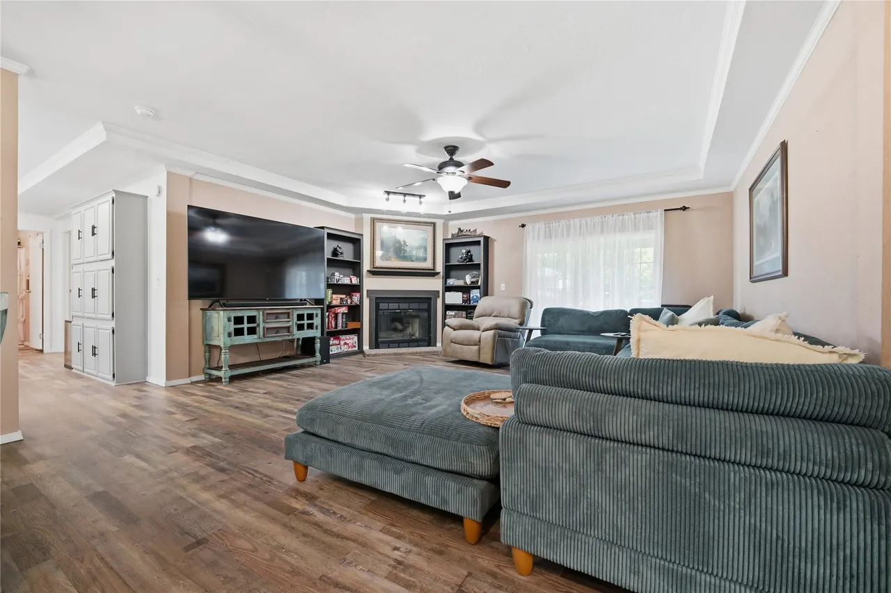 Photo 11 — 602 Labrea, Sulphur, OK 73086