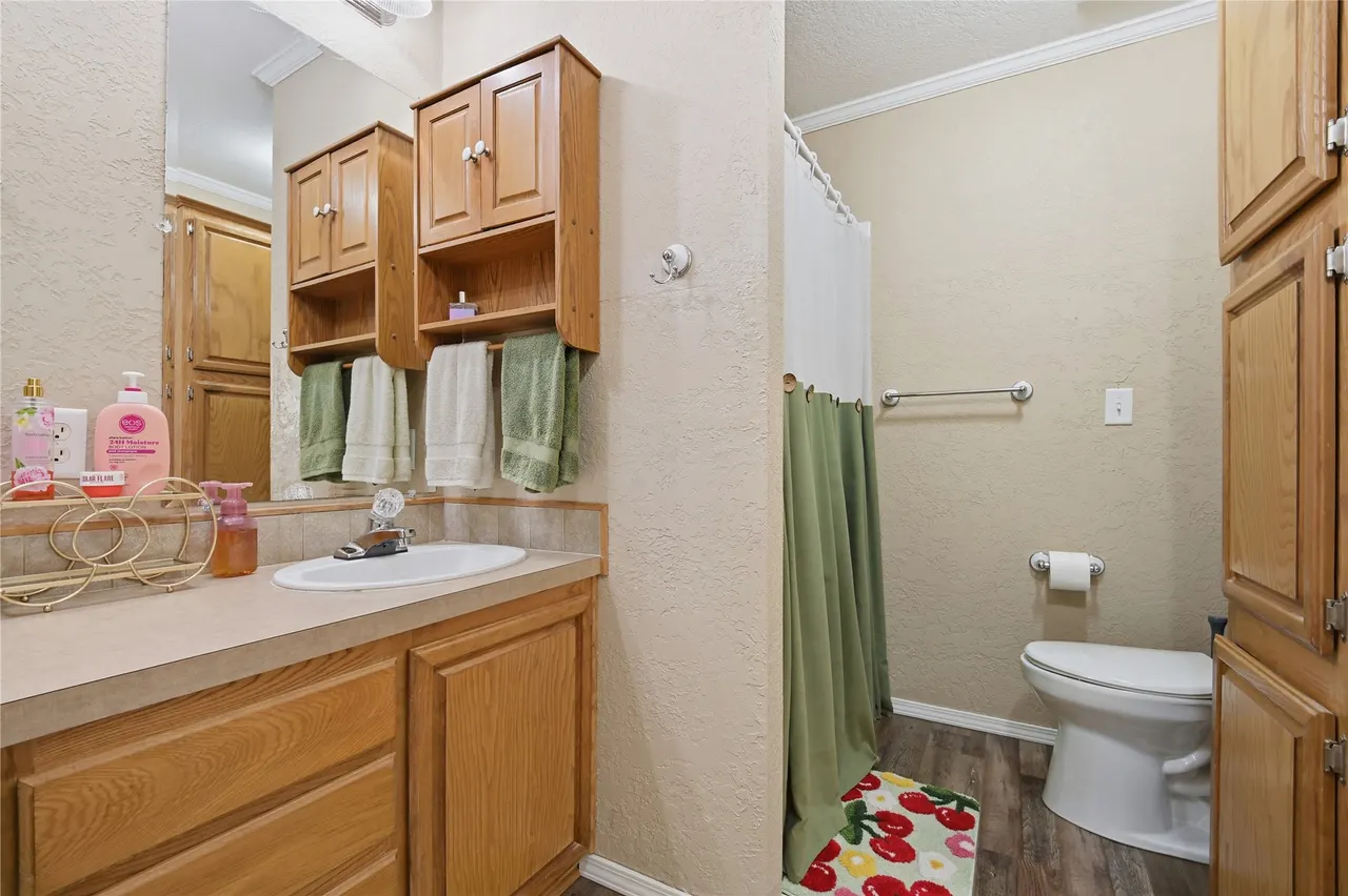Photo 18 — 602 Labrea, Sulphur, OK 73086