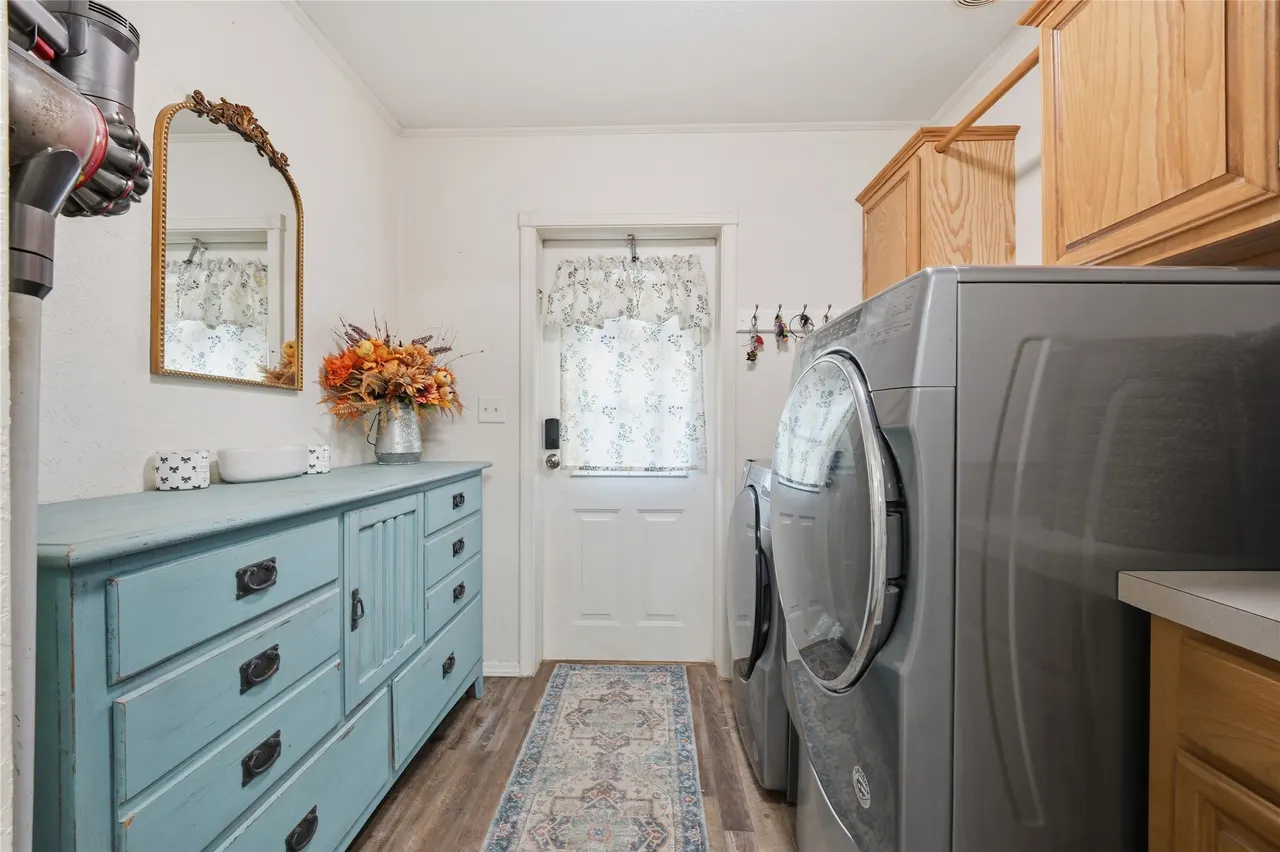 Photo 24 — 602 Labrea, Sulphur, OK 73086