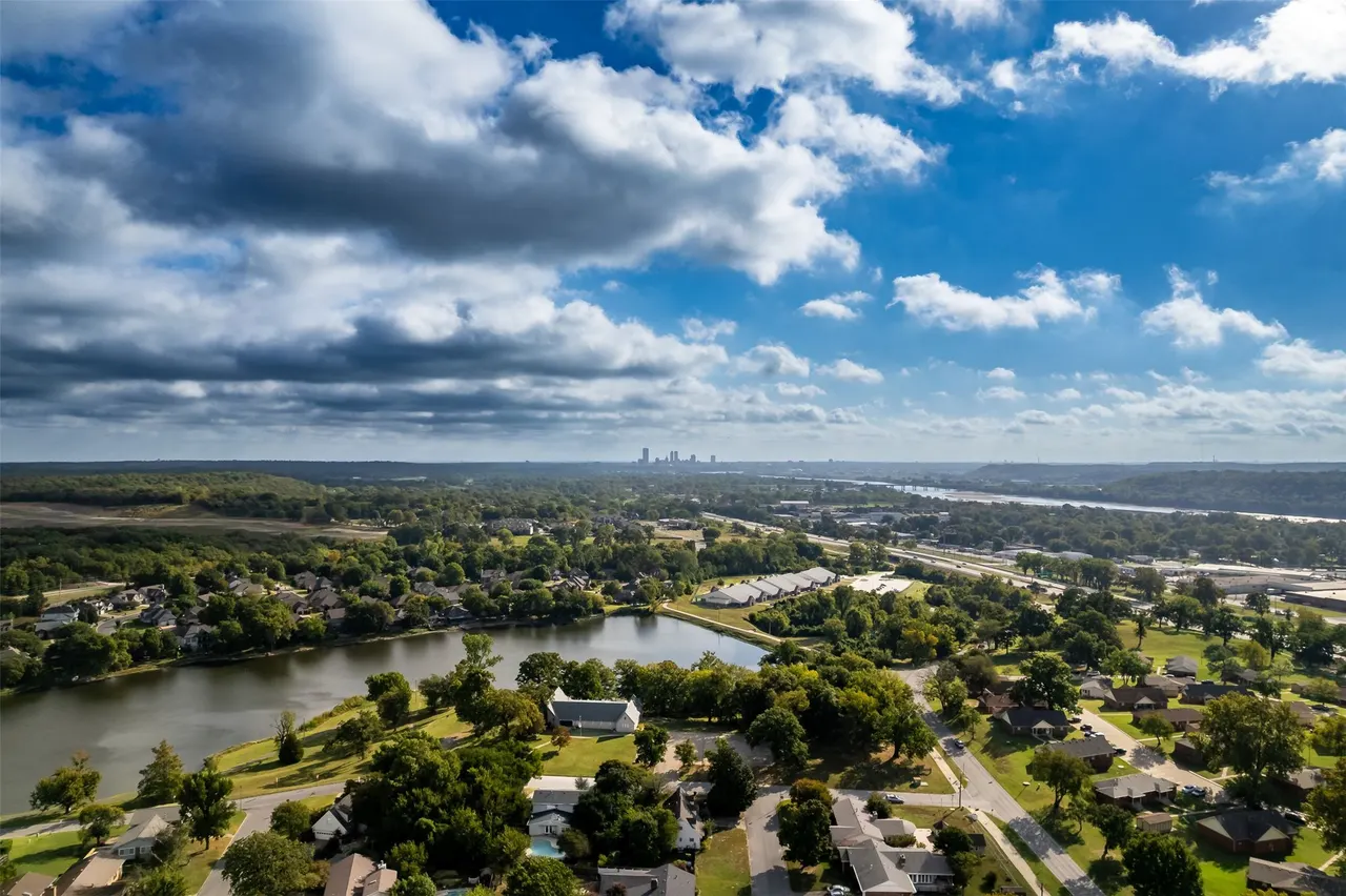 Photo 17 — 1222 Forest Drive, Sand Springs, OK 74063