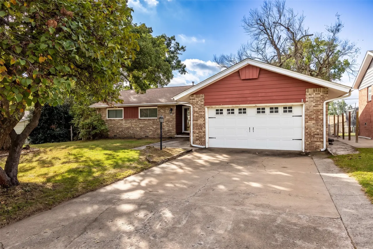 Front exterior — 1222 Forest Drive, Sand Springs, OK 74063