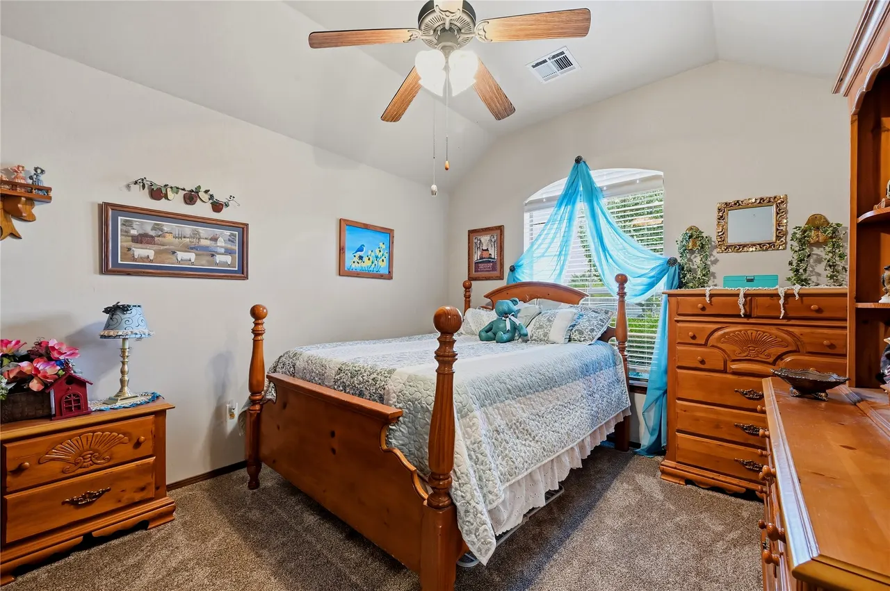 Photo 10 — 5714 Remington Circle S, Durant, OK 74701