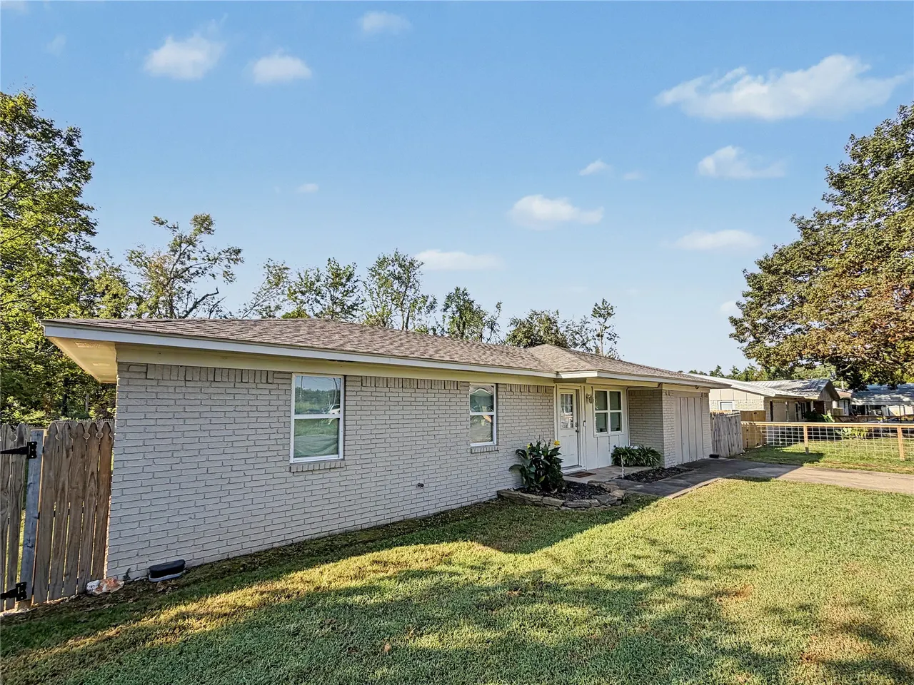 Photo 3 — 21775 S Ginger Drive, Park Hill, OK 74451