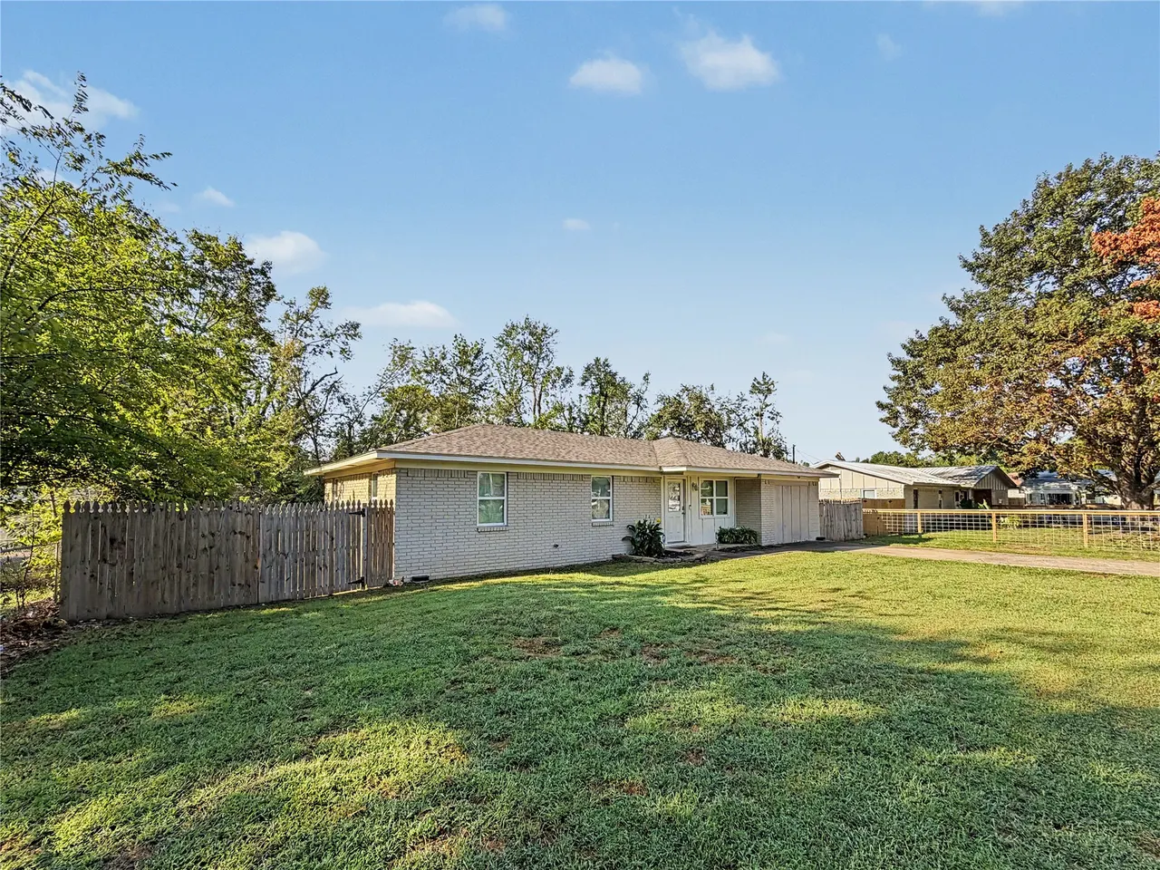 Photo 4 — 21775 S Ginger Drive, Park Hill, OK 74451