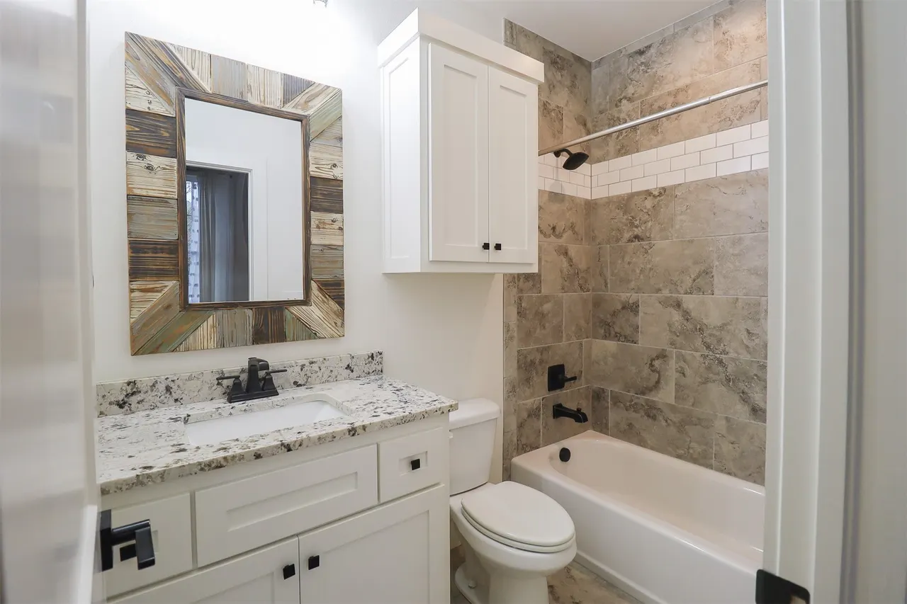 Photo 9 — 12811 S 5th Place, Jenks, OK 74037