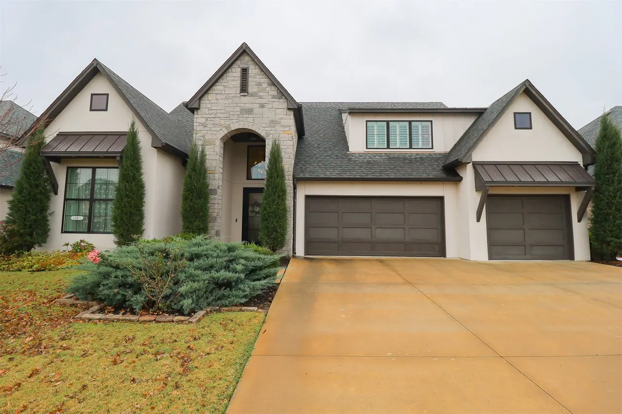 Photo 4 — 12811 S 5th Place, Jenks, OK 74037