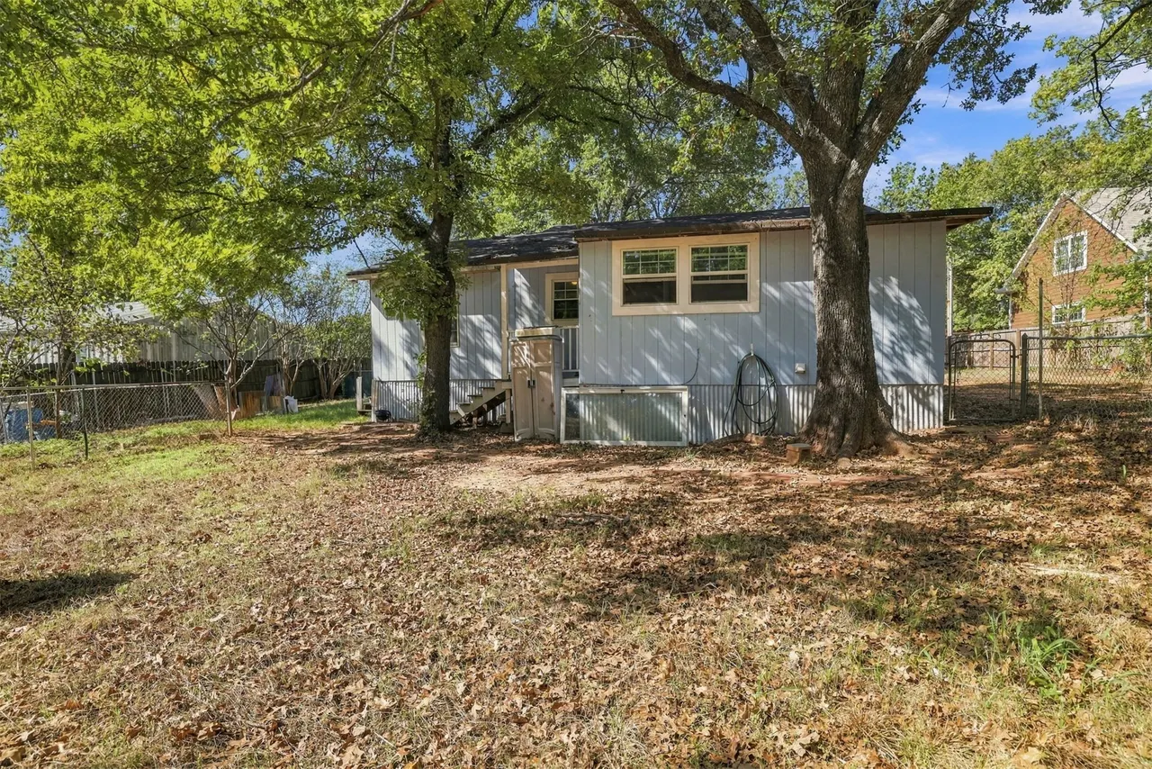 Photo 19 — 20 Third, Mead, OK 73449