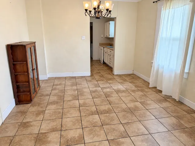 Photo 4 — 415 I SW, Ardmore, OK 73401