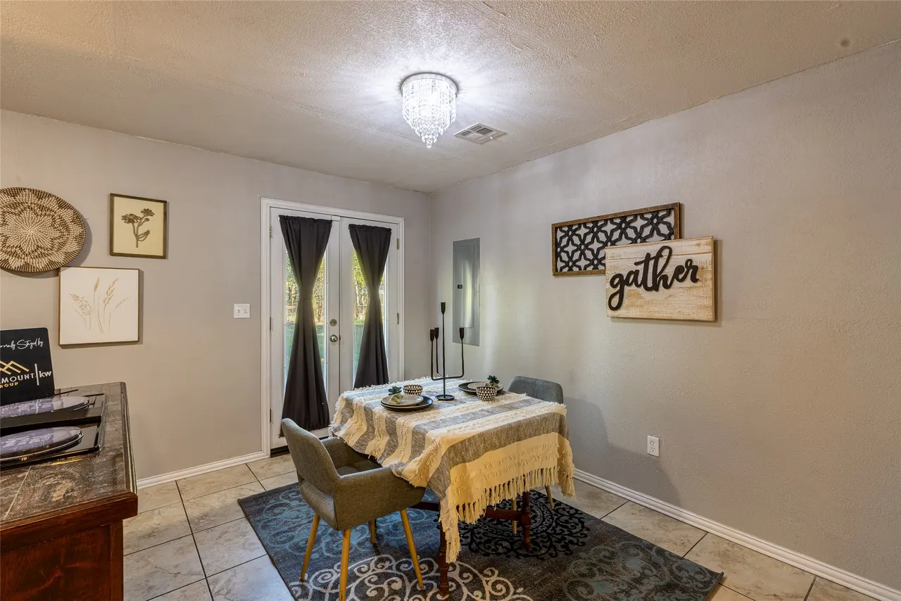 Photo 13 — 411 N Rowe Street, Pryor, OK 74361