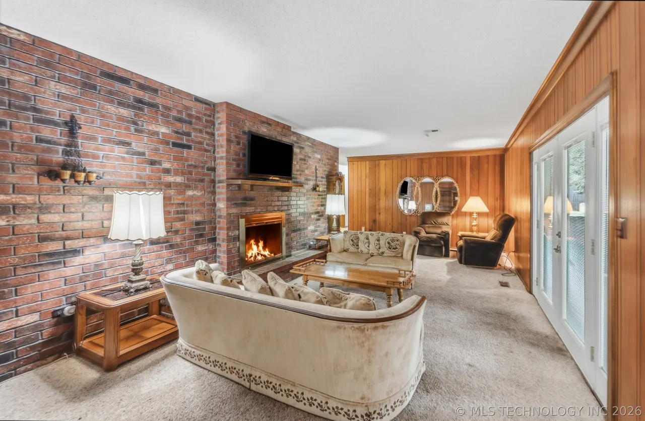 Photo 5 — 22025 S Wildwood Lane, Claremore, OK 74019