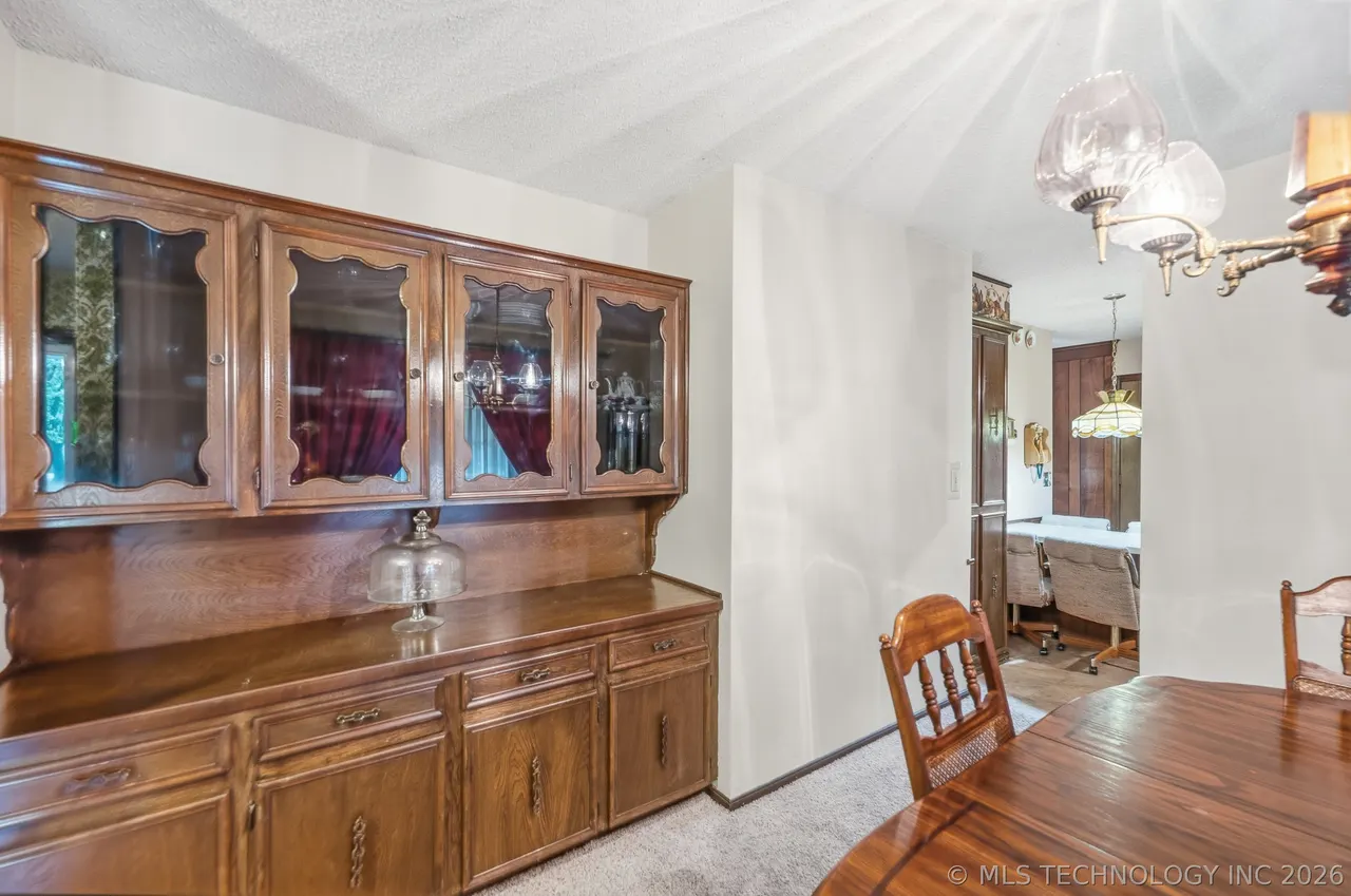 Photo 10 — 22025 S Wildwood Lane, Claremore, OK 74019