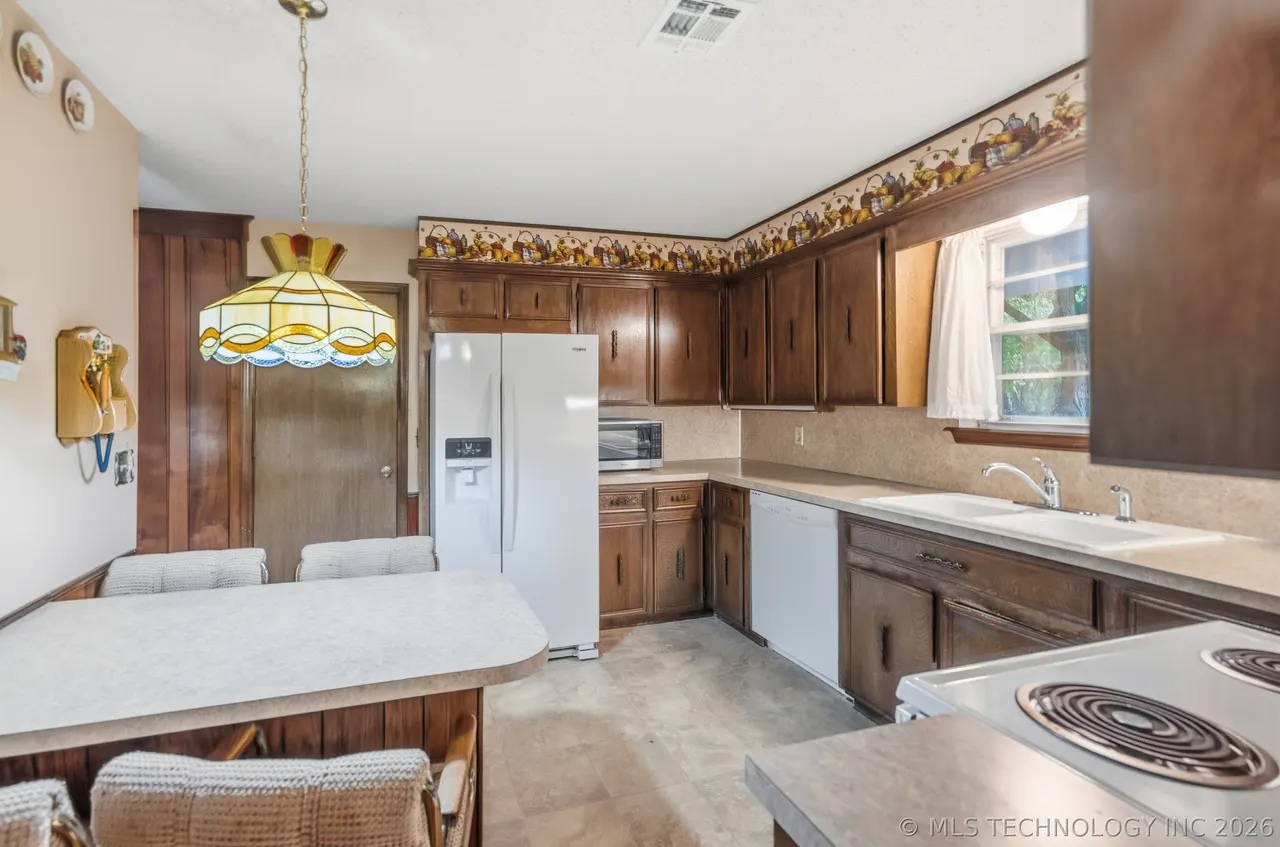 Photo 12 — 22025 S Wildwood Lane, Claremore, OK 74019