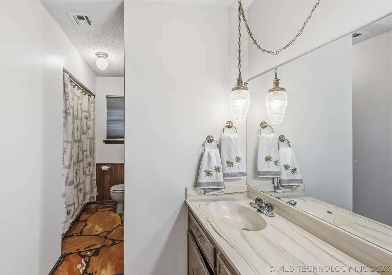 Photo 20 — 22025 S Wildwood Lane, Claremore, OK 74019