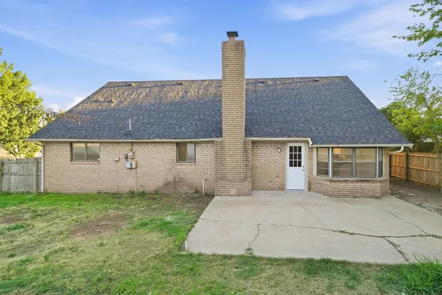 Photo 5 — 8911 E 26th Place, Tulsa, OK 74129