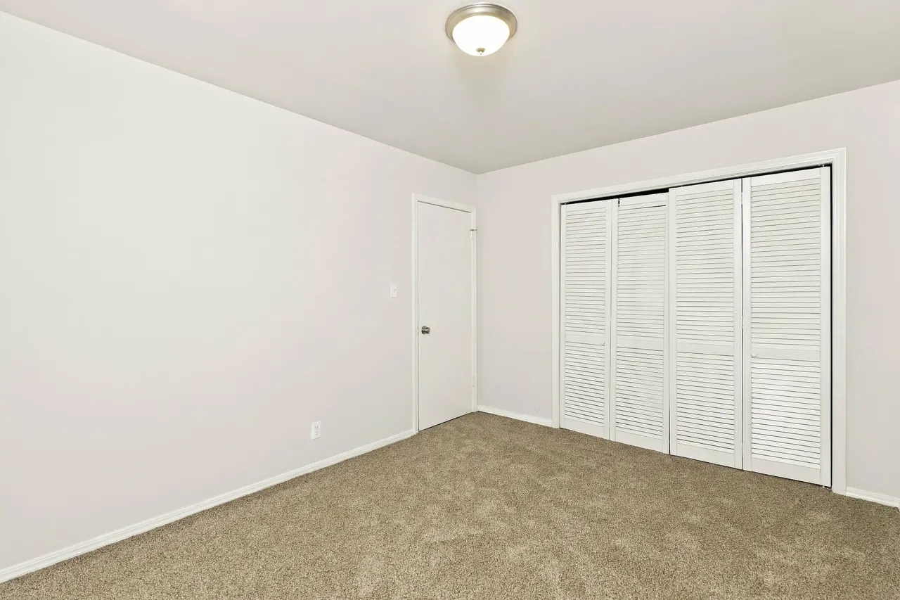 Photo 10 — 8911 E 26th Place, Tulsa, OK 74129