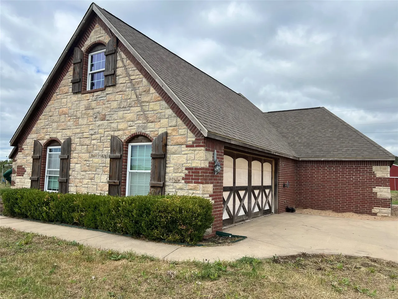Photo 2 — 26295 E 320 Road, Big Cabin, OK 74332
