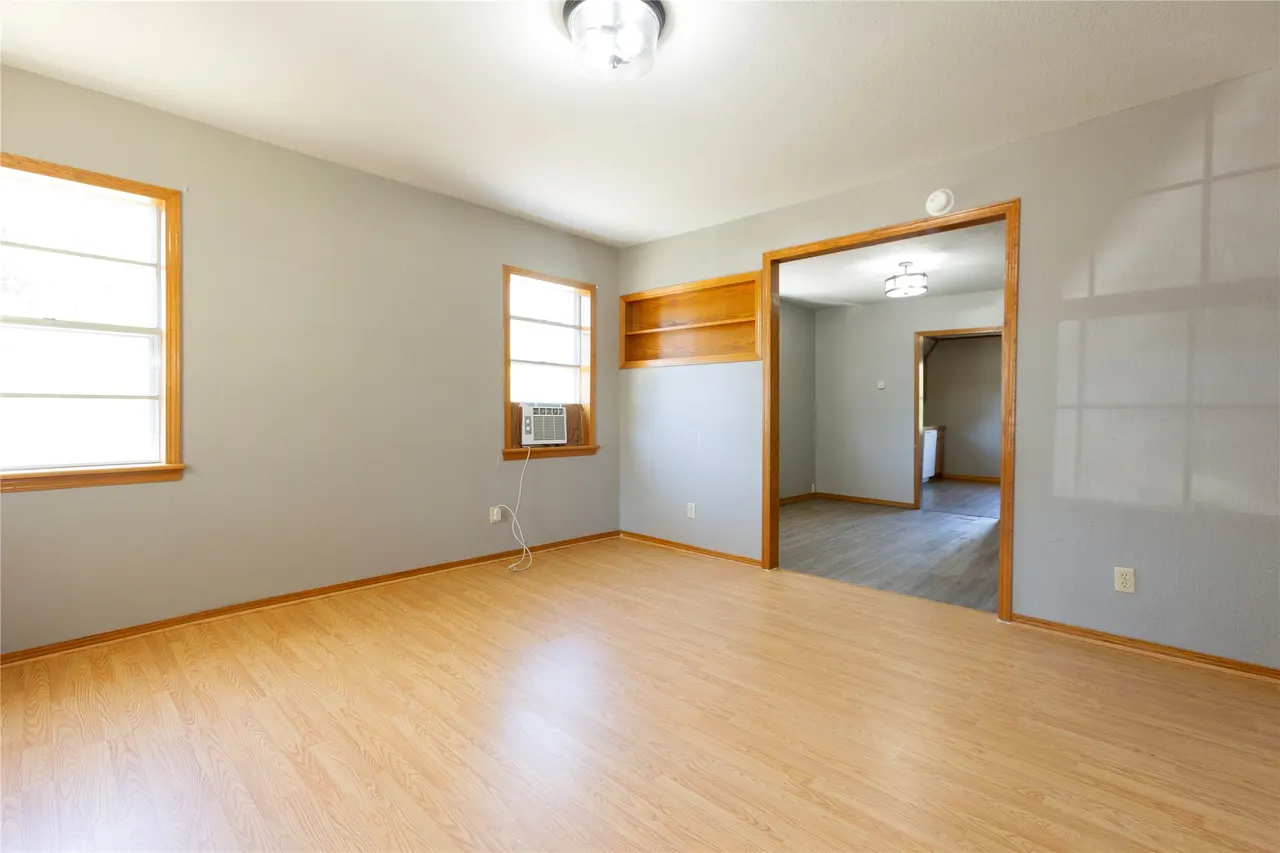 Photo 3 — 313 E Harrison, McAlester, OK 74501