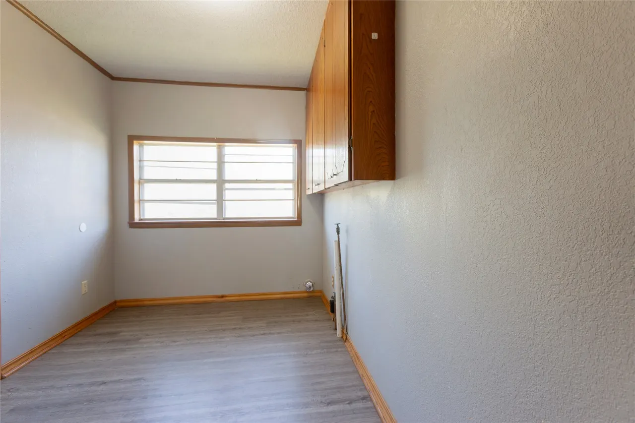 Photo 11 — 313 E Harrison, McAlester, OK 74501