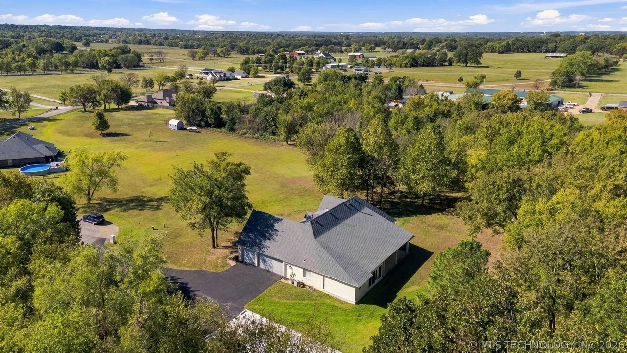 Photo 44 — 18660 Navajo Road, Claremore, OK 74017