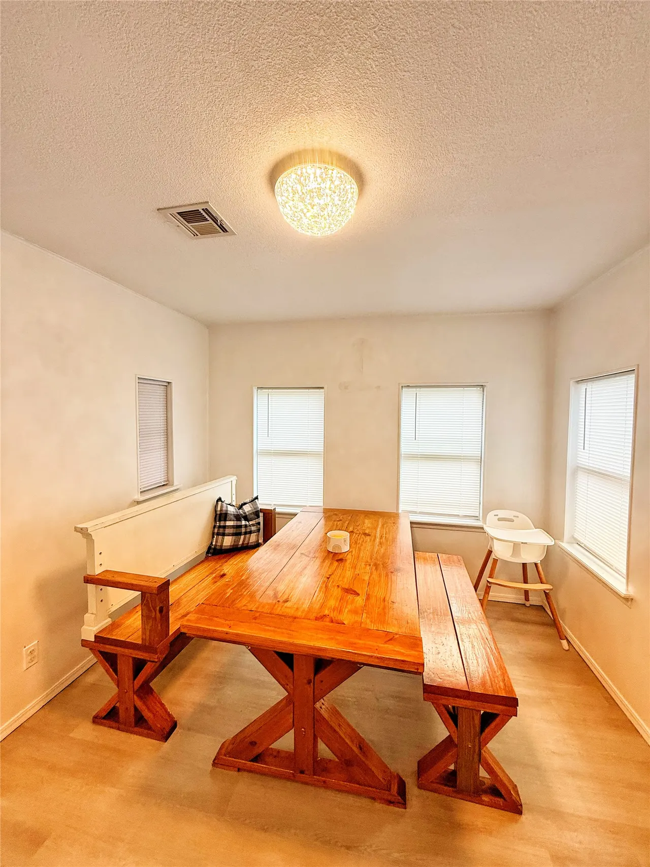Photo 10 — 301 Warren Street, Holdenville, OK 74848