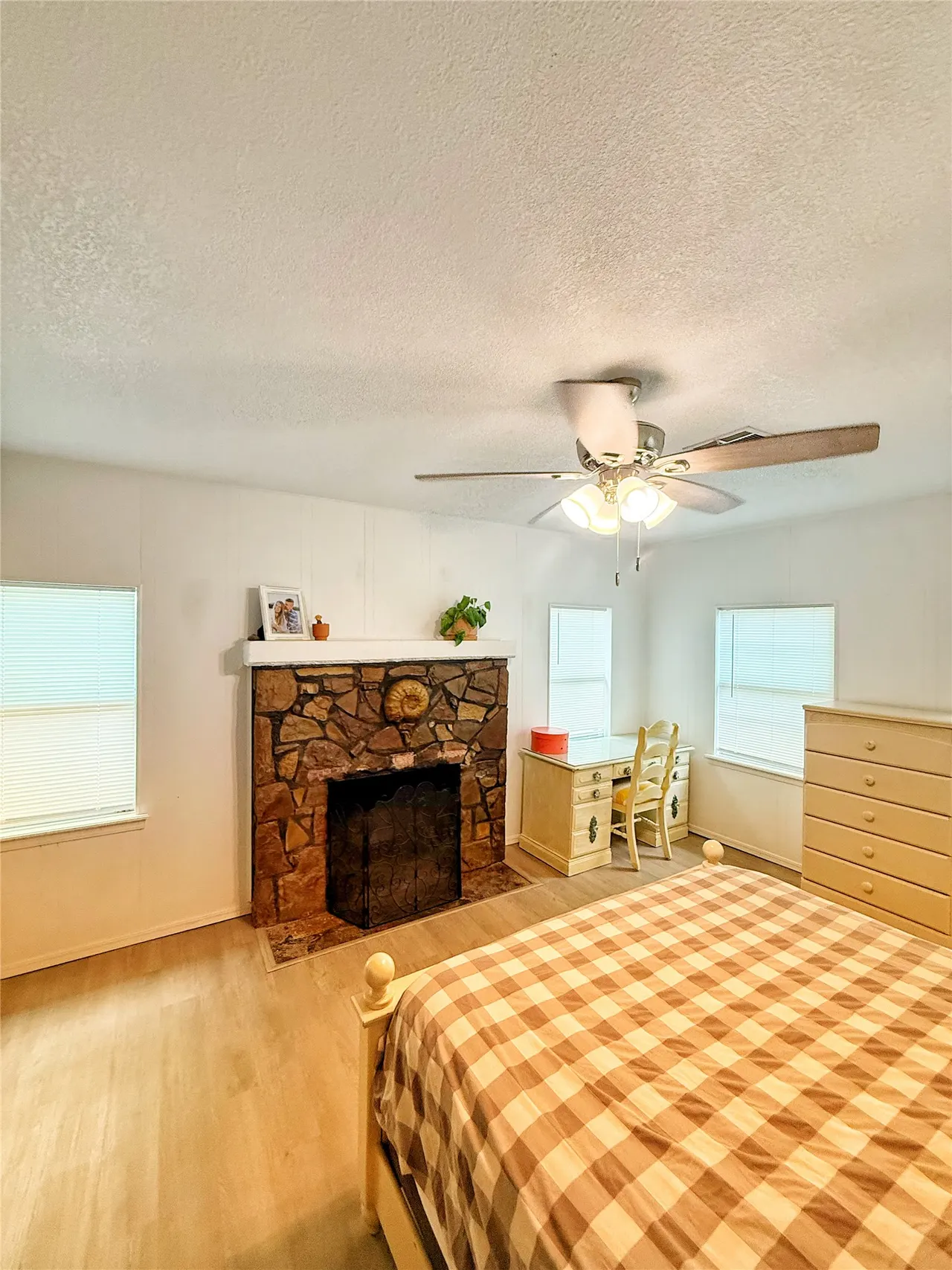 Photo 26 — 301 Warren Street, Holdenville, OK 74848