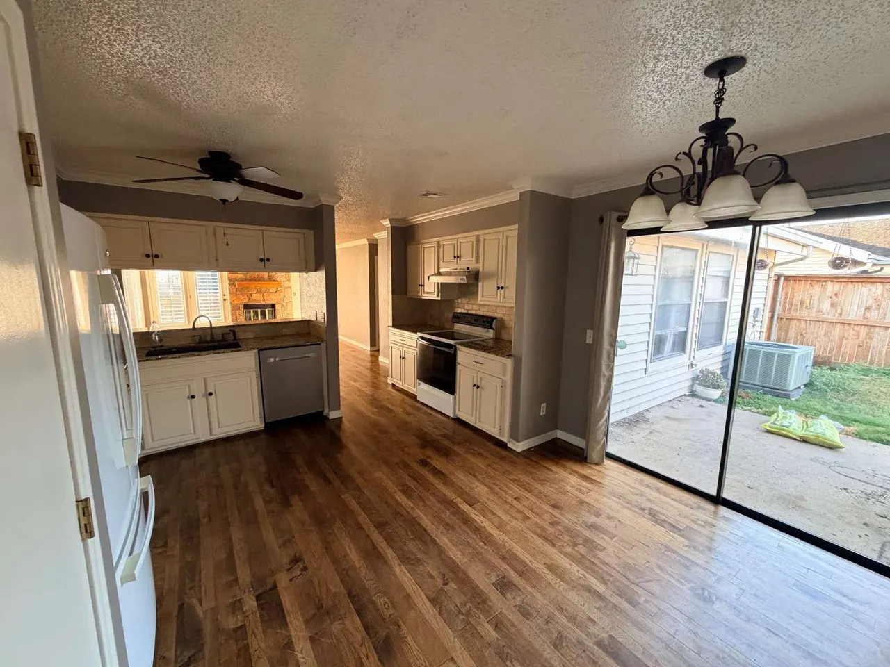 Photo 5 — 8022 S 75th EastAvenue, Tulsa, OK 74133
