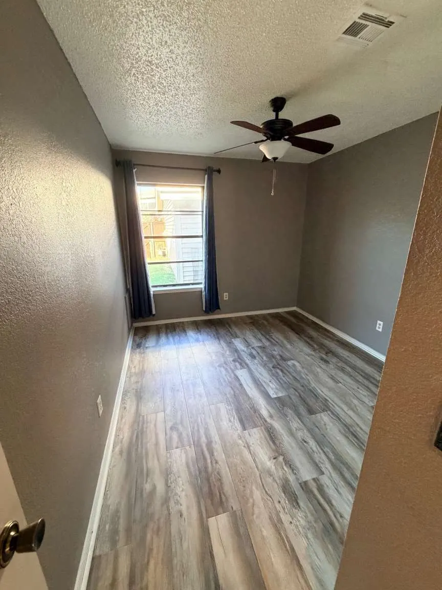 Photo 13 — 8022 S 75th EastAvenue, Tulsa, OK 74133