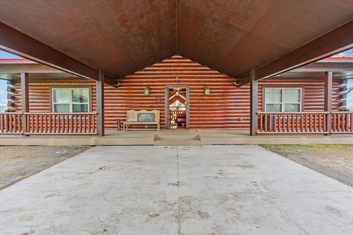 Photo 3 — 65133 E 250 Road, Grove, OK 74344