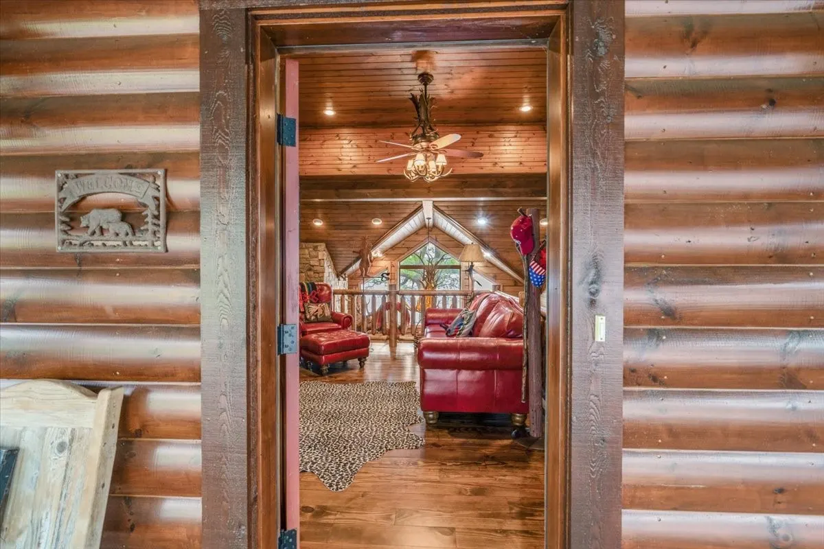 Photo 4 — 65133 E 250 Road, Grove, OK 74344