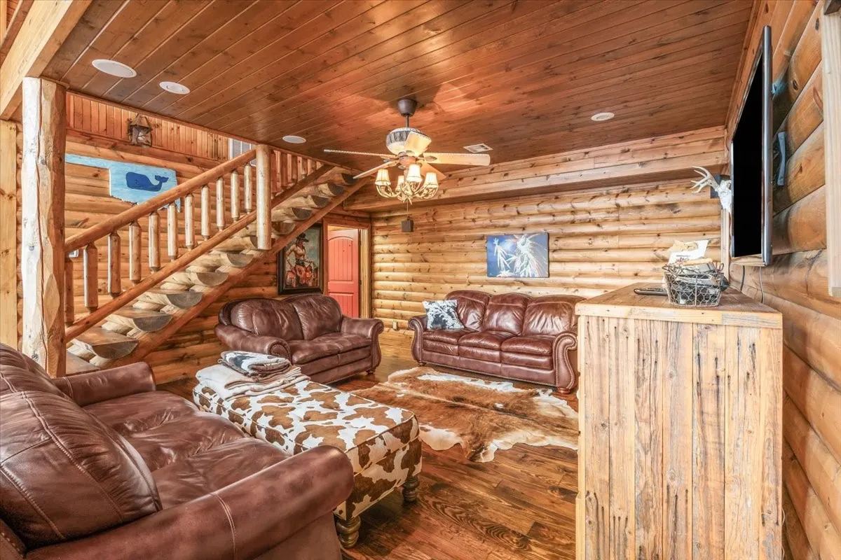 Photo 18 — 65133 E 250 Road, Grove, OK 74344
