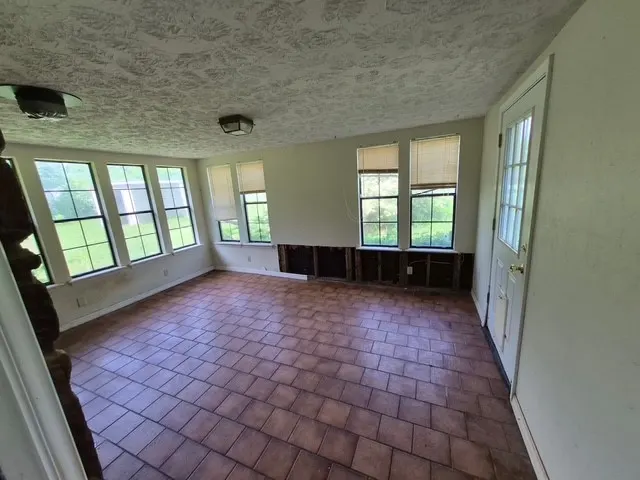 Photo 8 — 196 Elm Drive, Pryor, OK 74361