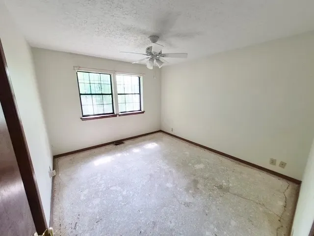 Photo 10 — 196 Elm Drive, Pryor, OK 74361