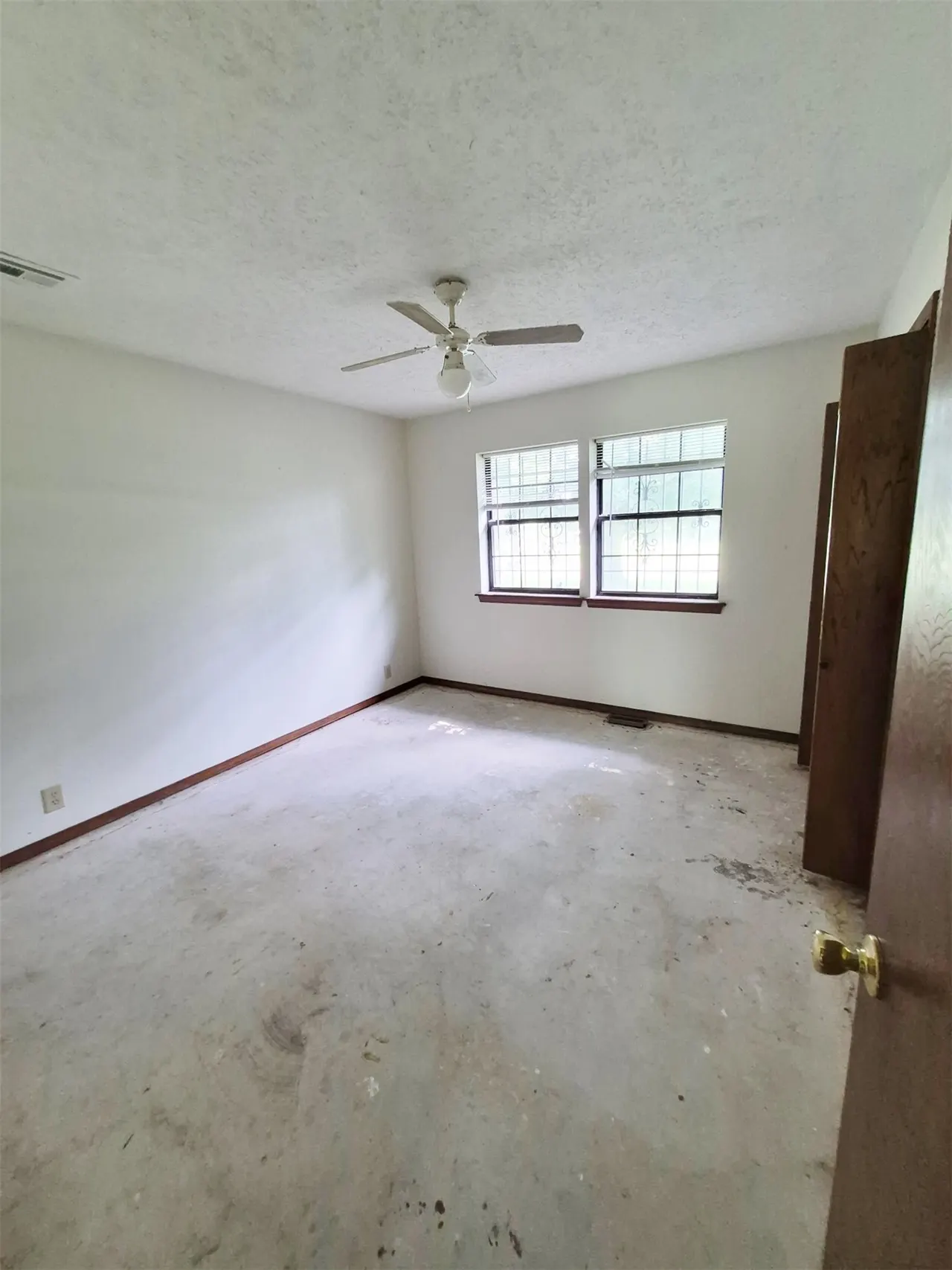 Photo 11 — 196 Elm Drive, Pryor, OK 74361