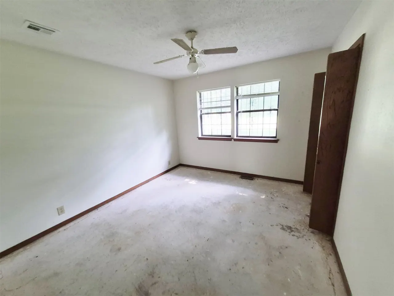 Photo 12 — 196 Elm Drive, Pryor, OK 74361