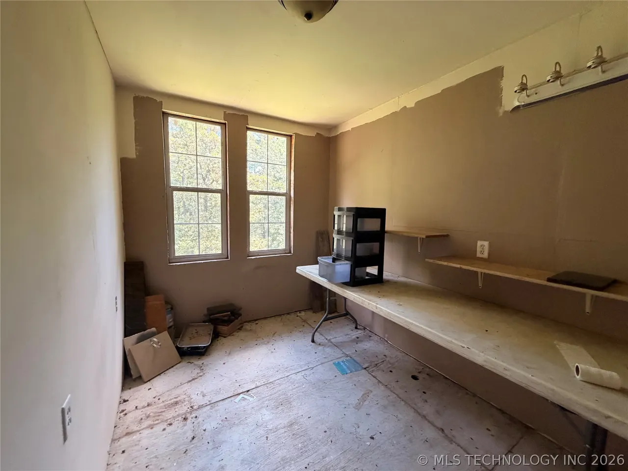 Photo 19 — 16508 Round Mtn, Howe, OK 74940