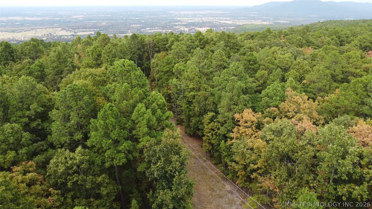 Photo 28 — 16508 Round Mtn, Howe, OK 74940