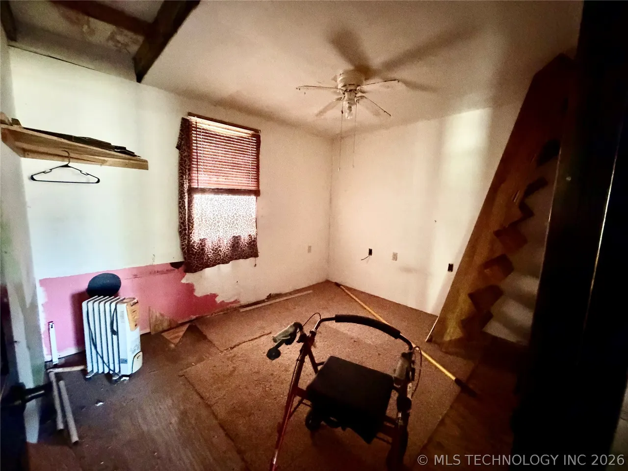 Photo 10 — 16508 Round Mtn, Howe, OK 74940