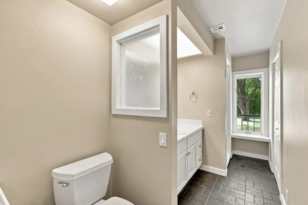 Photo 22 — 929 Barker Creek Drive, Sand Springs, OK 74063