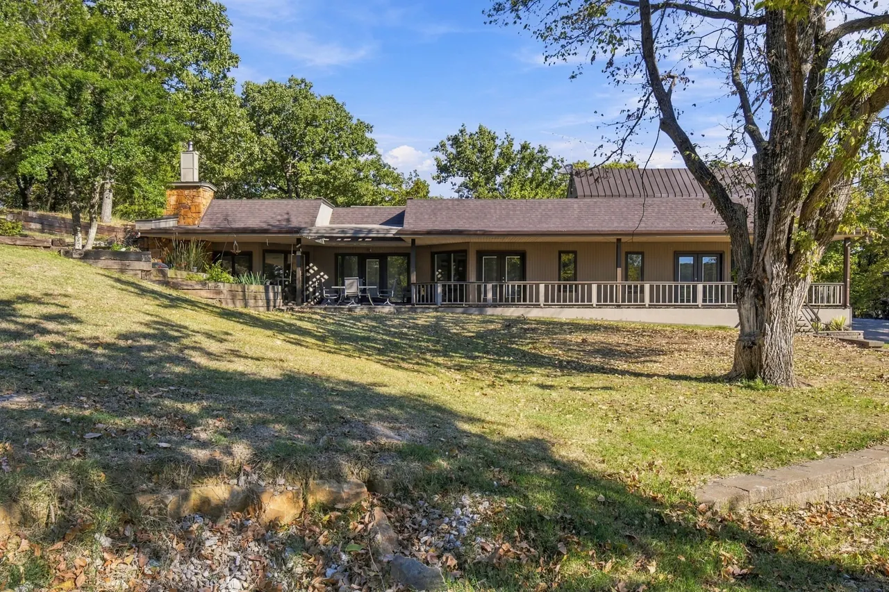 Front exterior — 929 Barker Creek Drive, Sand Springs, OK 74063