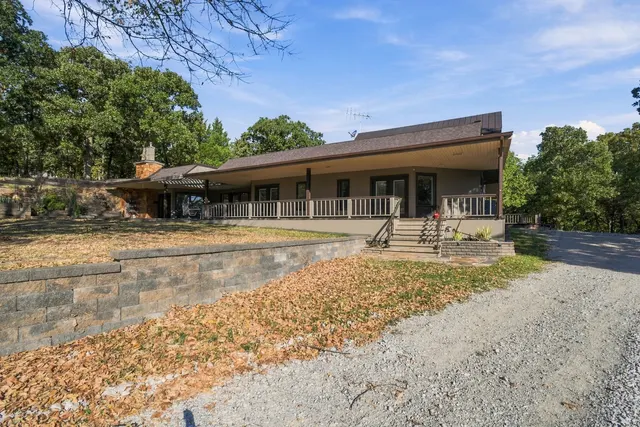 Photo 5 — 929 Barker Creek Drive, Sand Springs, OK 74063