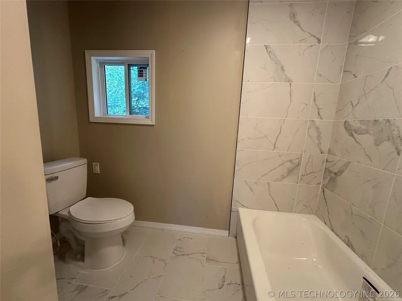 Photo 12 — 1402 Cherry Street, Muskogee, OK 74403