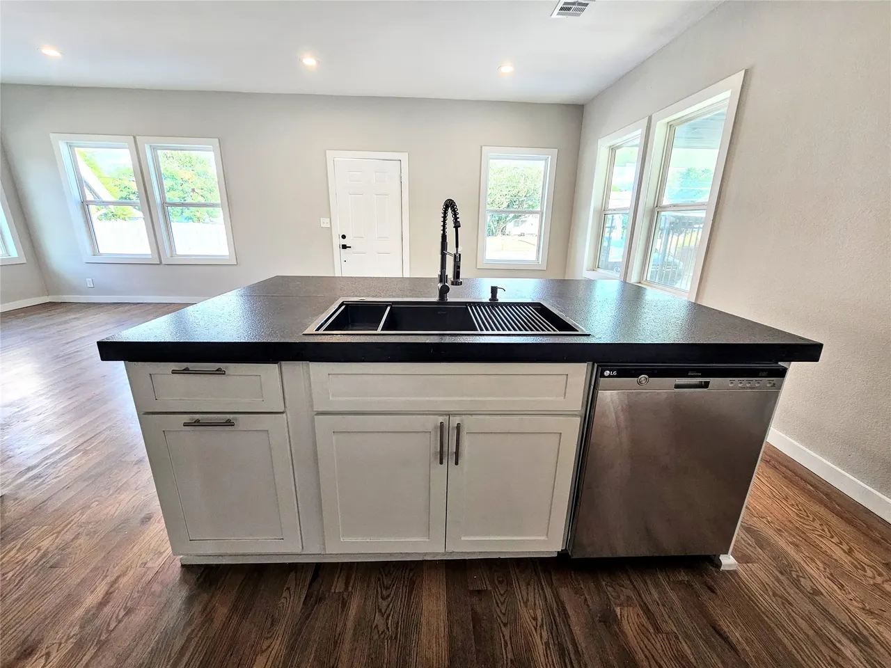 Photo 48 — 208 S Harvard Avenue, Tulsa, OK 74112
