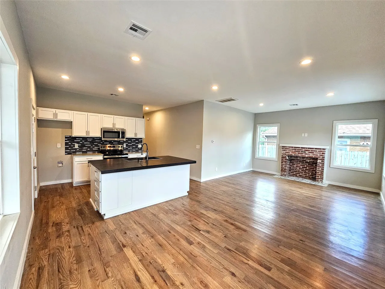 Photo 15 — 208 S Harvard Avenue, Tulsa, OK 74112