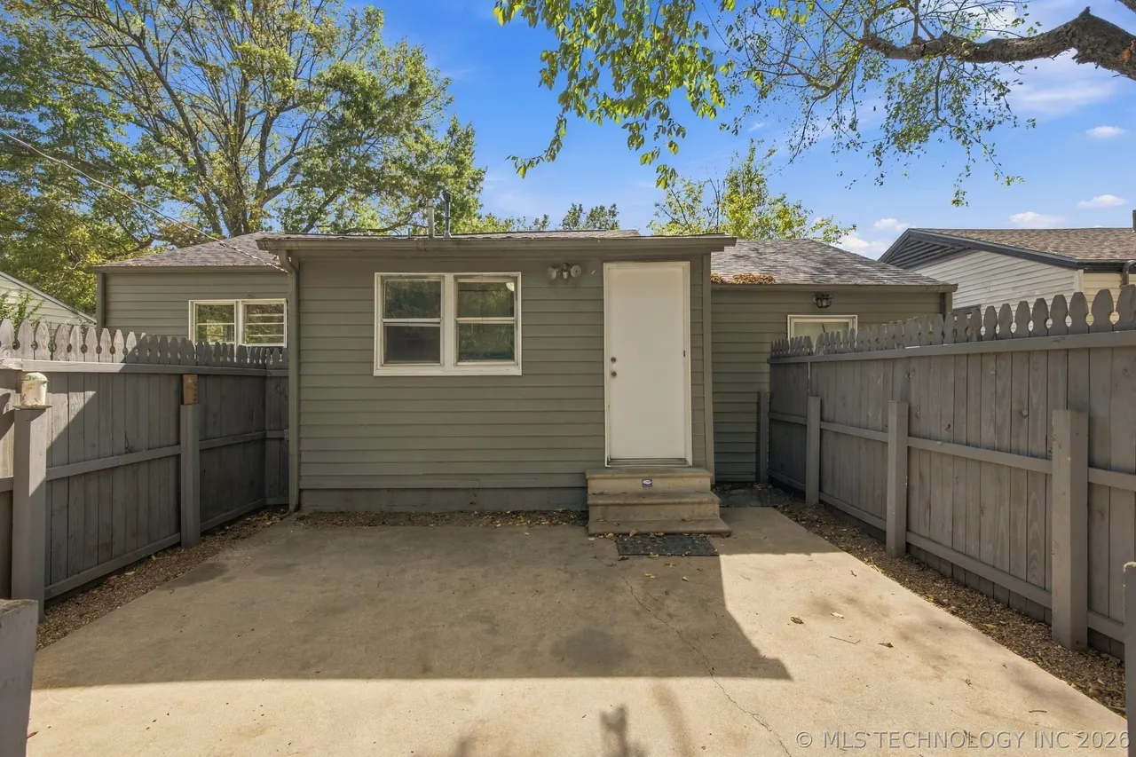 Photo 18 — 2028 Haskell Boulevard, Muskogee, OK 74403
